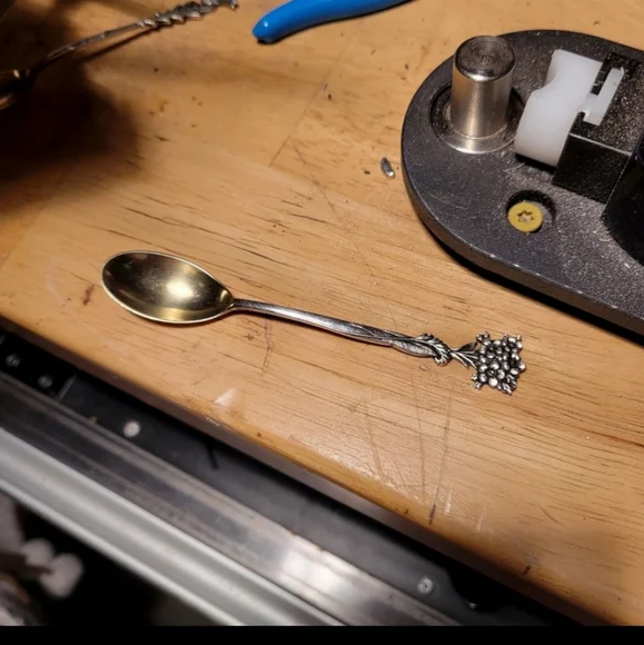 ♥SOLD♥️1885 Tiffany & Company Forget Me Not Spoon Ring in Sterling Silver #15 - Picture 15 of 16